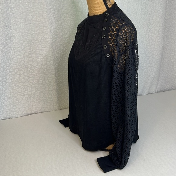 FREE PEOPLE SWEETEST THING LACE SLEEVES THERMAL TOP SMALL - Picture 6 of 16